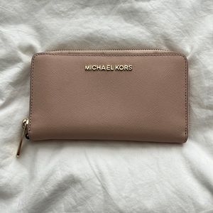 Michael Kors wallet pale pink